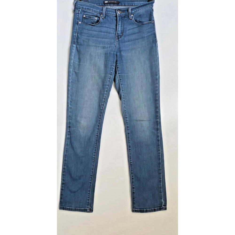 Levis 505 Womens straight leg jeans W27 L 32 Size 4
